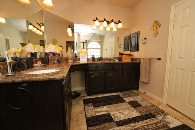 127 Lake Trail Dr, House other with 5 bedrooms, 4 bathrooms and null parking in Red Oak TX | Image 16