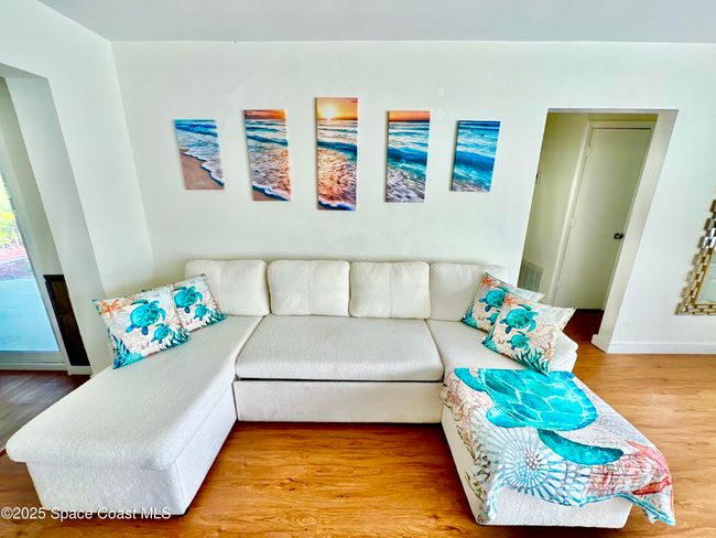 133 Ne 1 St St, House other with 3 bedrooms, 2 bathrooms and null parking in Satellite Beach FL | Image 4