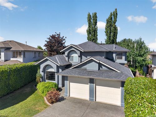 684 Hudson Rd, Campbell River, BC, V9H1R9 | Card Image
