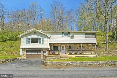 345 Spring Creek Rd, BELLEFONTE, PA, 16823-8463 | Card Image