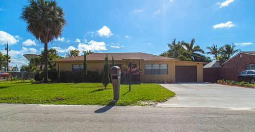 130 Sw 14th Avenue, Boynton Beach, FL, 33435 | Card Image
