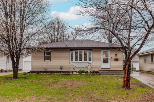 6205 Welker Ave, Des Moines, IA, 50312-1569 | Card Image