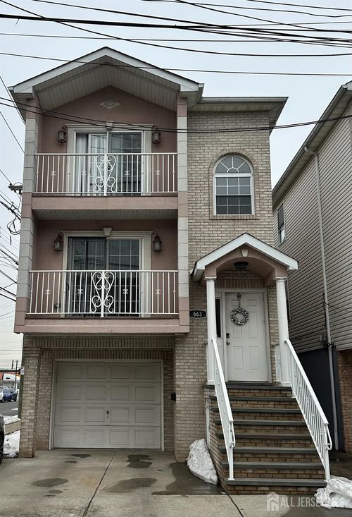 663 S Park St, Elizabeth, NJ, 07206-1311 | Card Image
