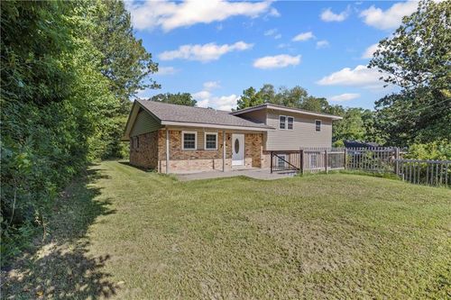 703 Townsend Cir, Chickasaw, AL, 36611-1421 | Card Image
