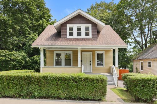 11 Du Bois Ave, Poughkeepsie, NY, 12601-2140 | Card Image
