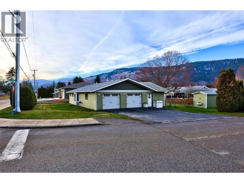 1110 Second Ave, Chase, BC, V0E1M0 | Card Image