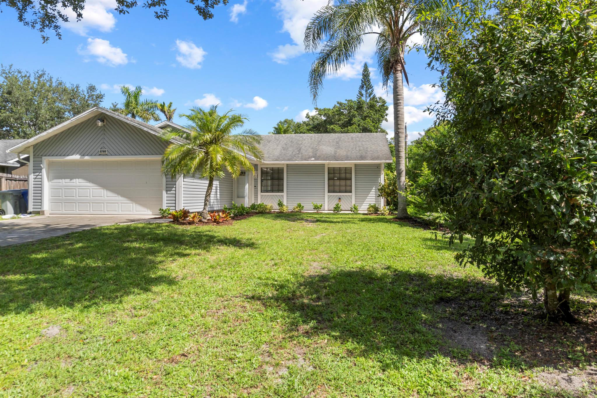 33rd St, Vero Beach, FL 32966