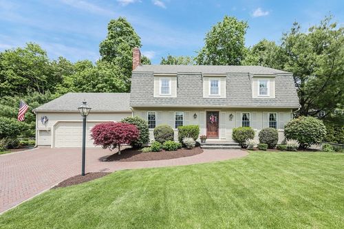 72 Ryder Cir, North Attleboro, MA, 02760-1915 | Card Image