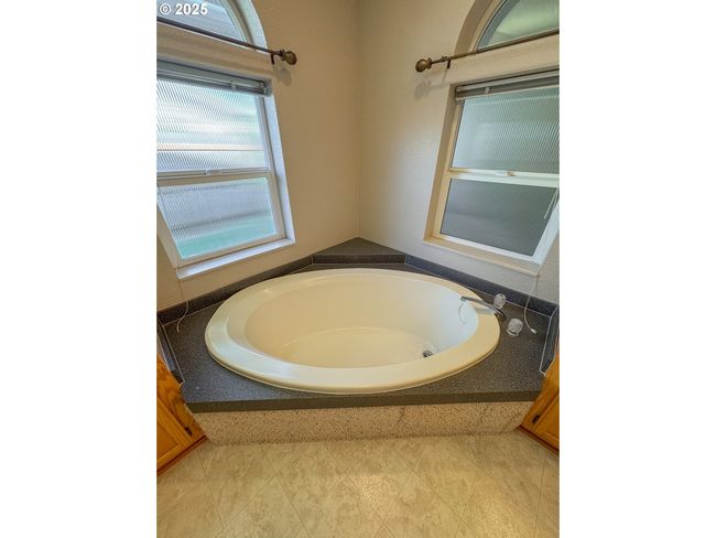 UNIT-13 - 3355 N Delta Hwy, House other with 3 bedrooms, 2 bathrooms and null parking in Eugene OR | Image 33