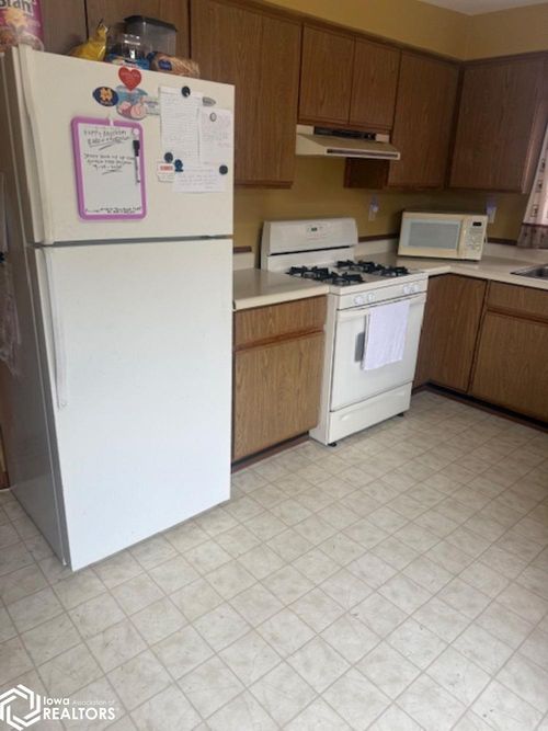 501 Hagemann Avenue, Burlington, IA, 52601 | Card Image
