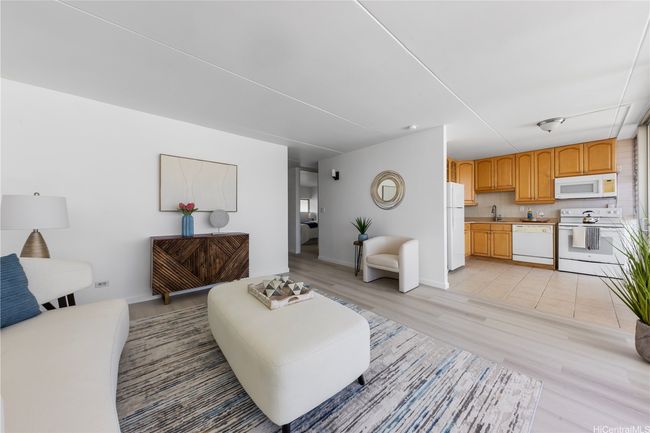 APT-1001 - 1520 Ward Ave, Condo with 2 bedrooms, 2 bathrooms and 1 parking in Honolulu HI | Image 5