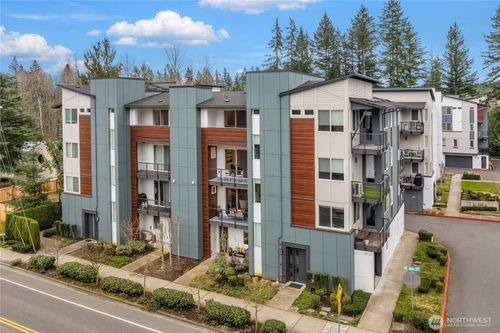 a4-23121 Ne 8th St, Sammamish, WA, 98074-7382 | Card Image