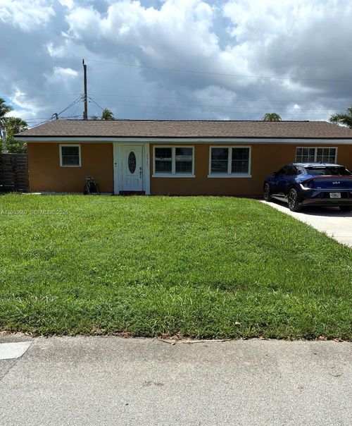 2917 Ne 13th Ave, Pompano Beach, FL, 33064-6806 | Card Image