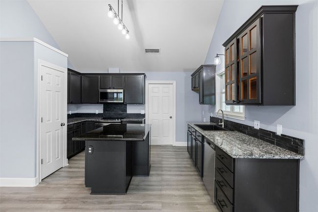 1234 County Road 135, House other with 3 bedrooms, 3 bathrooms and 4 parking in Lincoln TX | Image 4