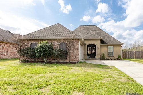 31019 Lake Spring Dr, Walker, LA, 70785-5533 | Card Image