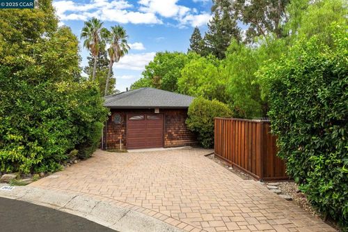 2616 Buenos Aires Ct, Walnut Creek, CA, 94597-2507 | Card Image