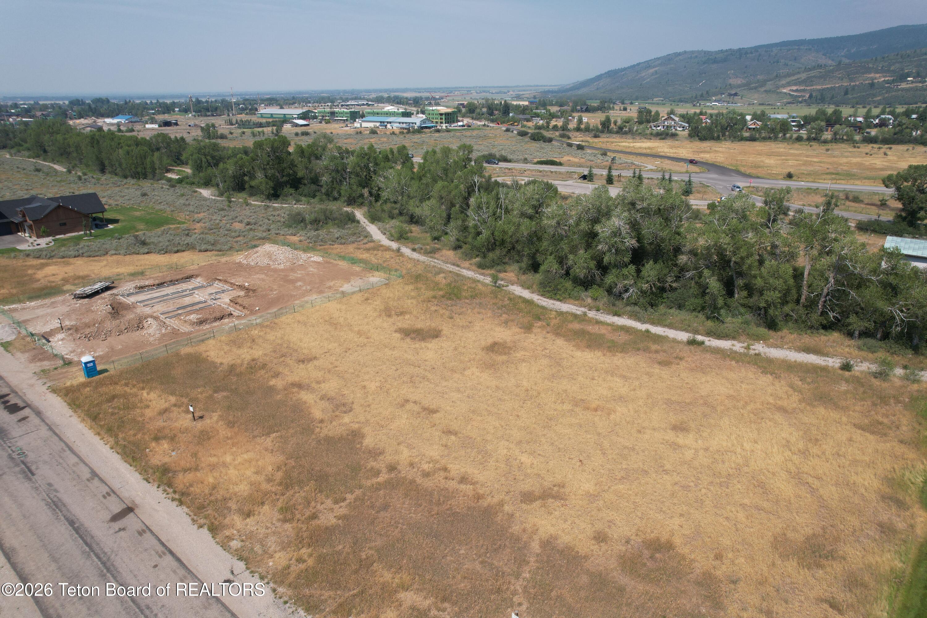 Land in Victor 3