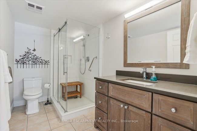 202C - 216 Plains Rd W, Condo with 2 bedrooms, 2 bathrooms and null parking in Burlington ON | Image 26