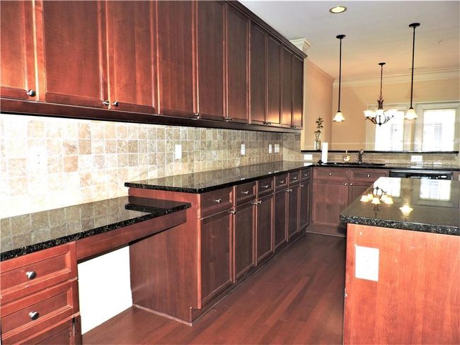 322 Perimeter Walk, Townhouse with 3 bedrooms, 3 bathrooms and null parking in Dunwoody GA | Image 7