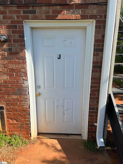 apt-e-16 Lake Dr, inman, SC, 29349-9436 | Card Image