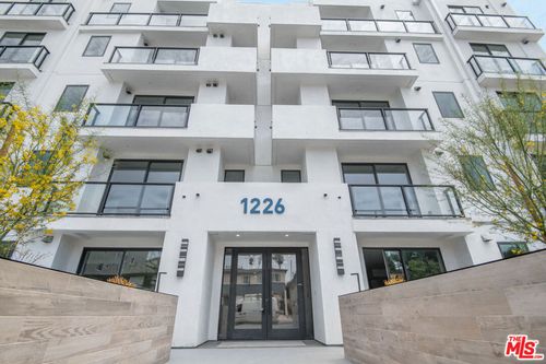 502-1226 S Bedford St, Los Angeles, CA, 90035-2382 | Card Image