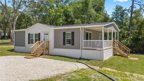 17360 Se 65th St, Ocklawaha, FL, 32179-3218 | Card Image