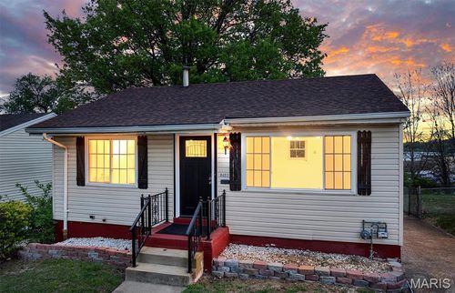 6453 Colletta Dr, Saint Louis, MO, 63139-2730 | Card Image