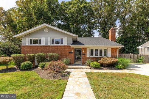 9712 Holmhurst Rd, BETHESDA, MD, 20817-1614 | Card Image
