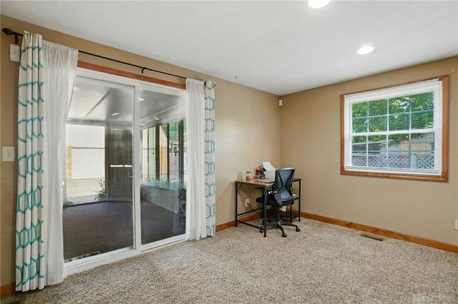 2946 Rockledge Trl, House other with 3 bedrooms, 2 bathrooms and null parking in Beavercreek OH | Image 21