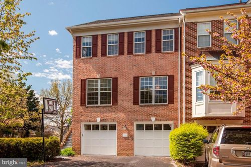 13724 Valley Oak Cir, ROCKVILLE, MD, 20850-3566 | Card Image