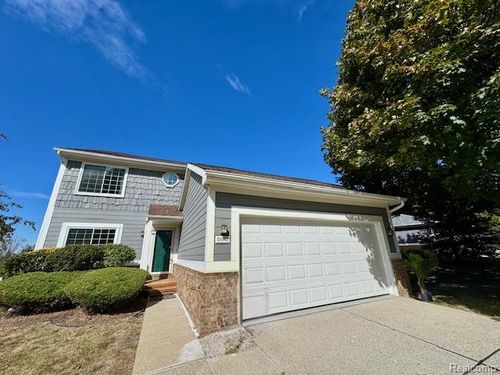 31063 Columbia Dr, Novi, MI, 48377-1510 | Card Image