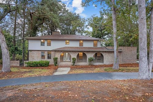 2312 Riverhill Dr, Valdosta, GA, 31602-2108 | Card Image