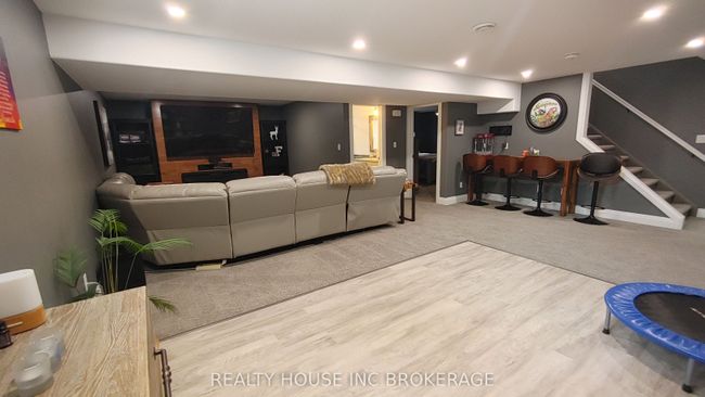 74 Lanz Blvd, House attached with 3 bedrooms, 3 bathrooms and 4 parking in Blenheim ON | Image 35