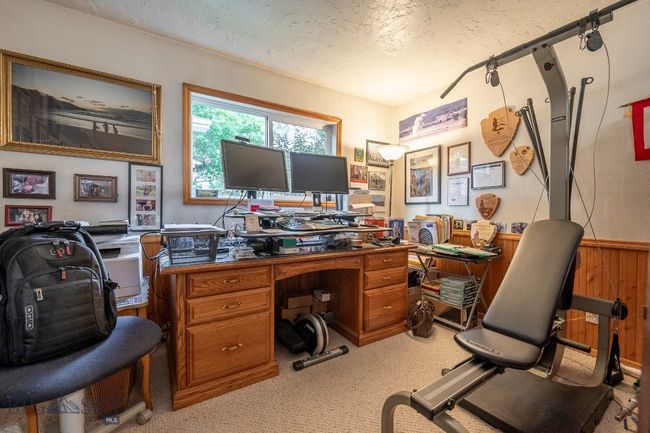 1077 Us Highway 89 S, House other with 3 bedrooms, 3 bathrooms and null parking in Gardiner MT | Image 38