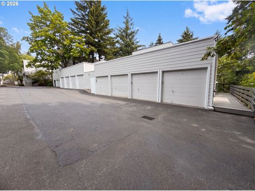 5f-48 Eagle Crest Dr, Lake Oswego, OR, 97035-1091 | Card Image