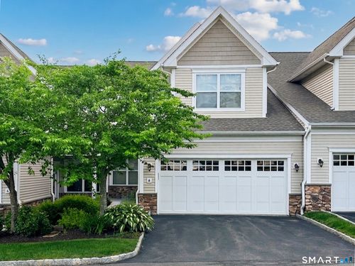6-6 Lockwood Cir, Bethel, CT, 06801-1885 | Card Image