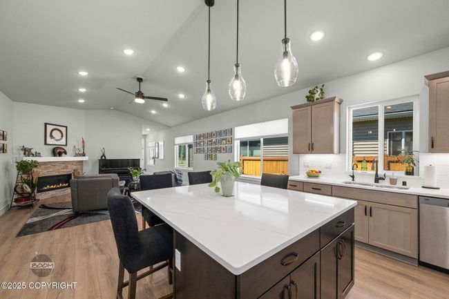21-web-or-mls-8653 Dry Creek Loop-21 | Image 16
