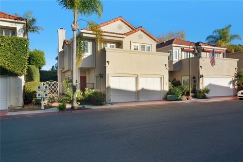 30 Saint Michael, Dana Point, CA, 92629-4151 | Card Image