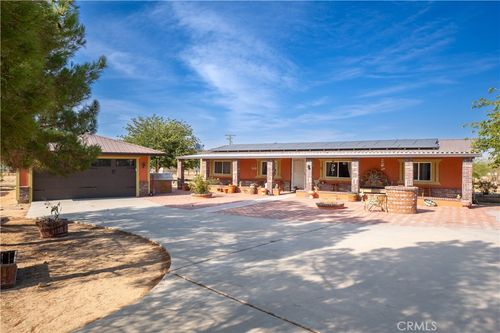 14221 Tumbleweed Rd, Phelan, CA, 92371-9749 | Card Image