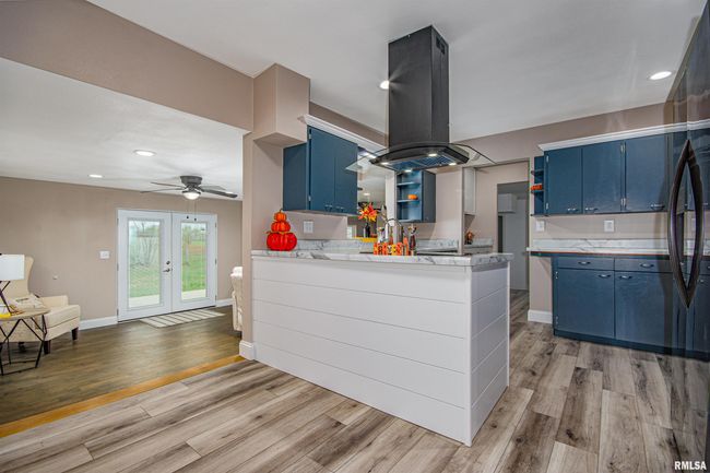 1108 N Main St, House other with 3 bedrooms, 2 bathrooms and null parking in Dix IL | Image 27