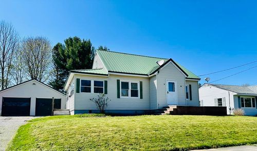 50 Spruce Street, East Millinocket, ME, 04430 | Card Image