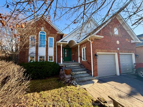 4 Valleybrae Crt, Caledon, ON, L7C1B8 | Card Image