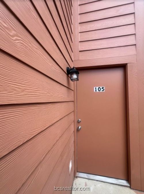 apt-d105-1305 W Villa Maria Rd, Bryan, TX, 77801-4218 | Card Image