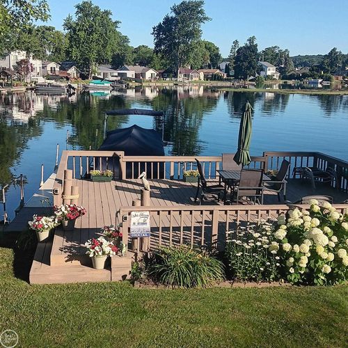 8878 Arlington St, White Lake, MI, 48386-1601 | Card Image