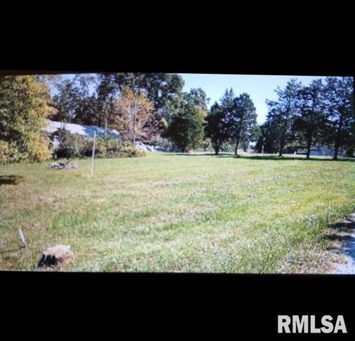 240 Fawn Dr, Goreville, IL, 62939-2427 | Card Image