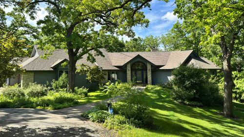 7 Colony Ct, Galena, IL, 61036-8691 | Card Image