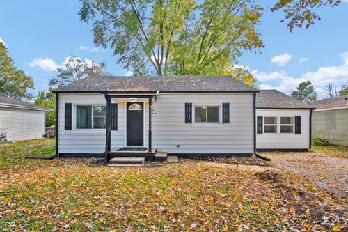 757 Fairview Dr, Columbus, IN, 47201-7417 | Card Image