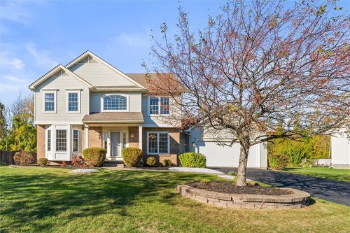 148 Bronze Leaf Trl, Greece, NY, 14612-6202 | Card Image