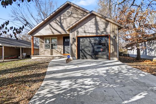 2517 N Prospect Ave, Springfield, MO, 65803-4205 | Card Image