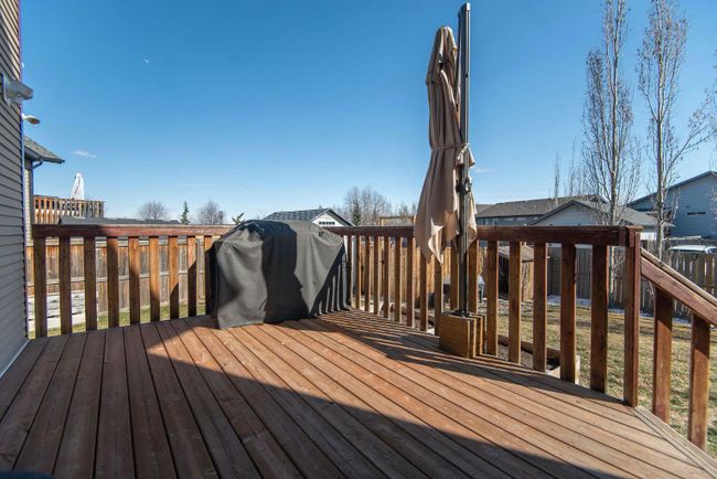 64 Kensington Close, Home with 5 bedrooms, 3 bathrooms and 3 parking in Red Deer AB | Image 36